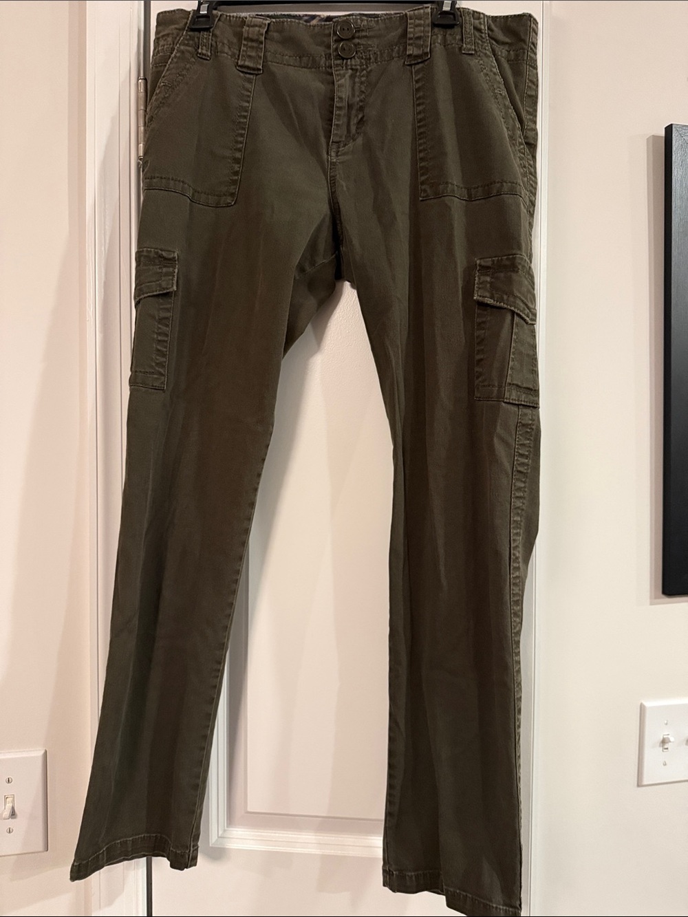 Sanctuary Women’s Olive Cargo Pants - Casual Utility Style